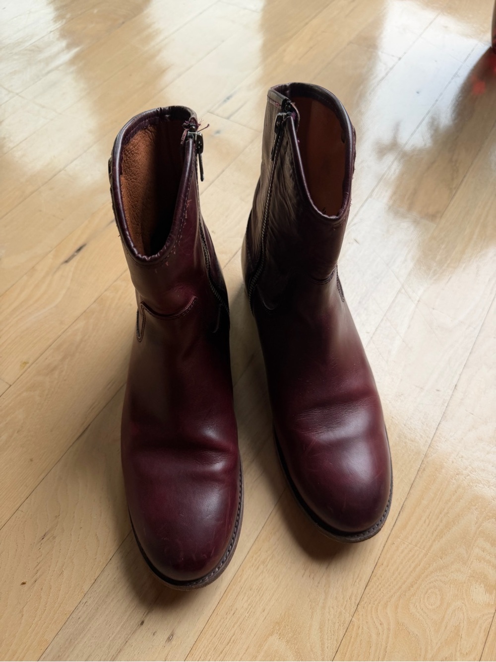 Frye Leather Zip Ankle Melissa Shortie Boots in Dark Merlot Burgundy Sz 9B